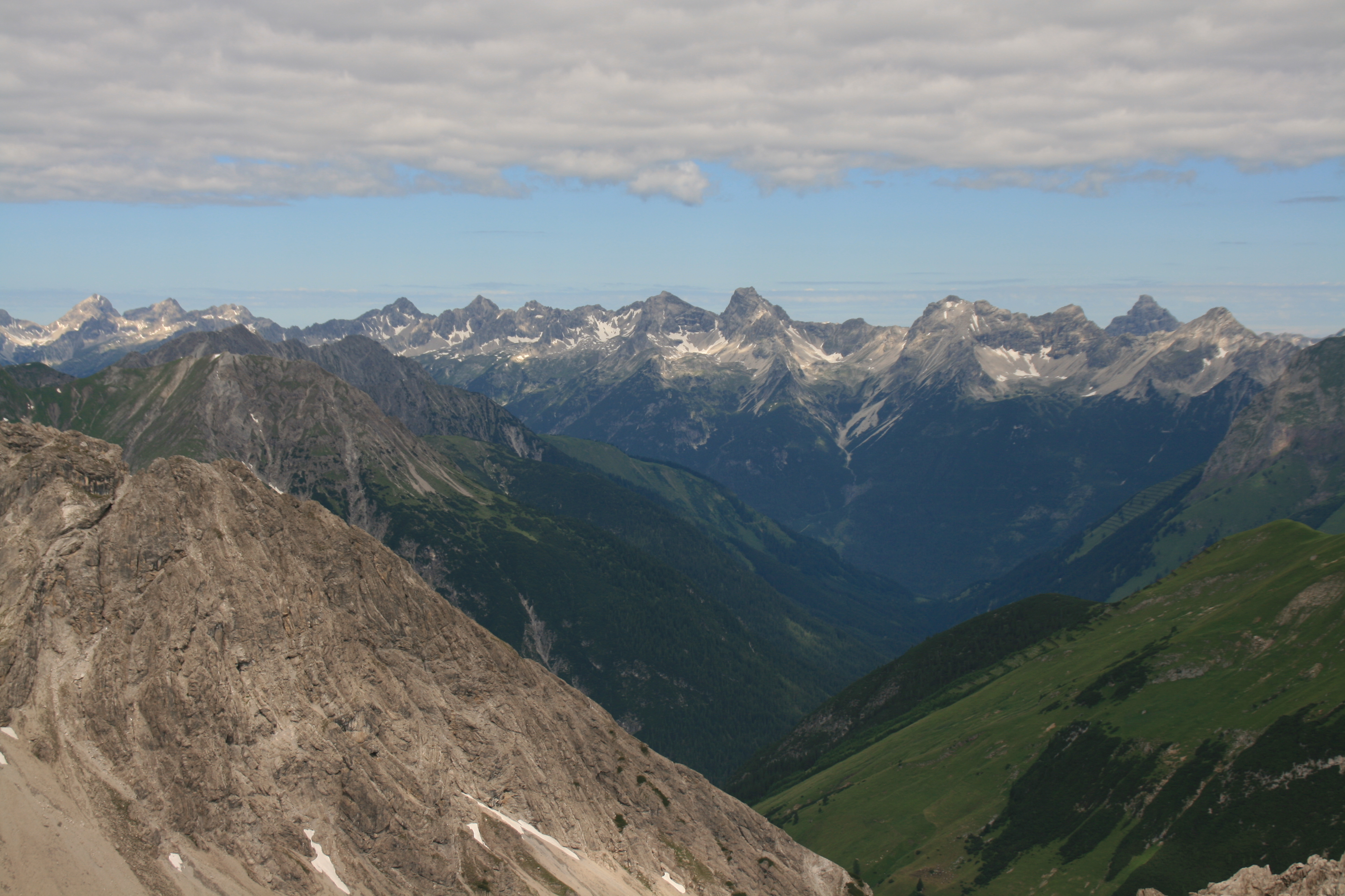 Hornbachkette (in der Mitte Bretterspitze und Urbeleskarspitze)