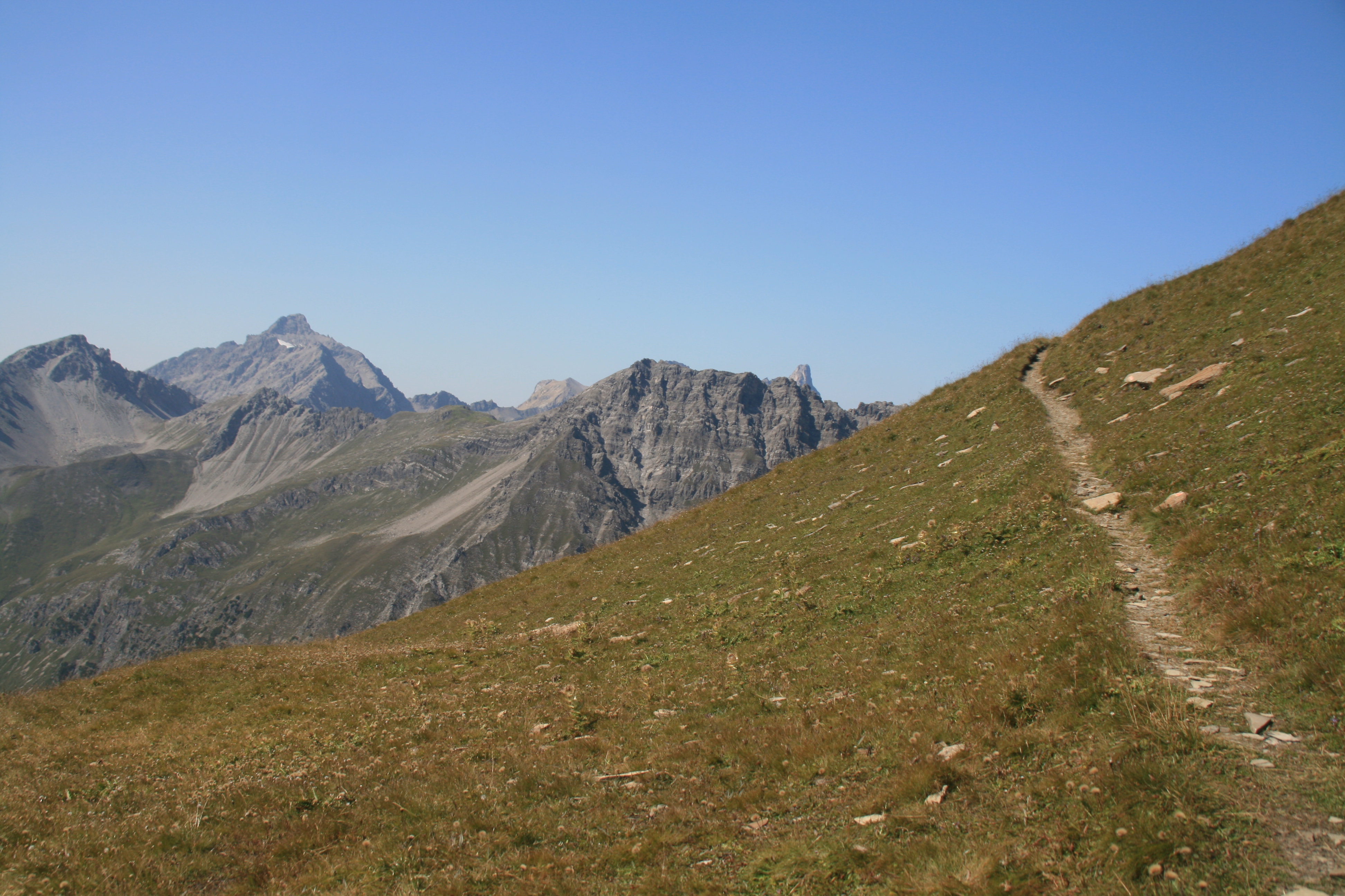 Der sonnige Teil des Weges beginnt.