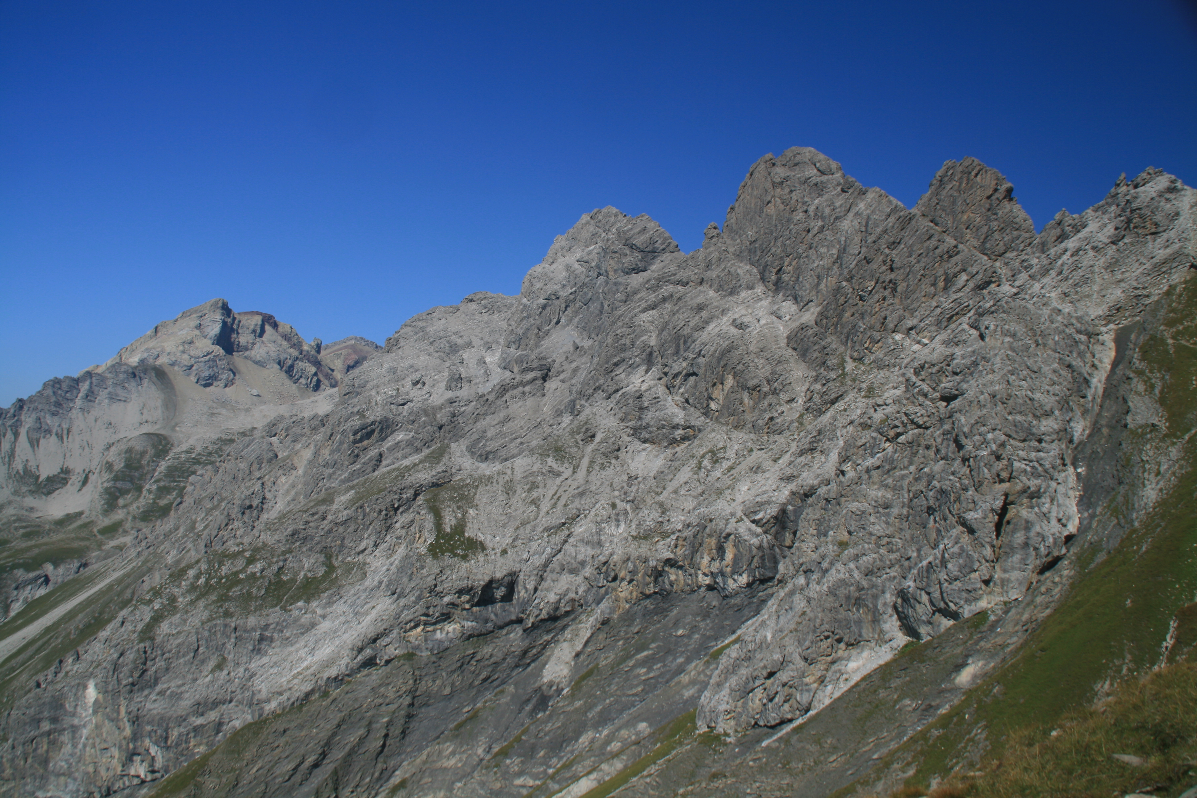 Südwestseitige Querung