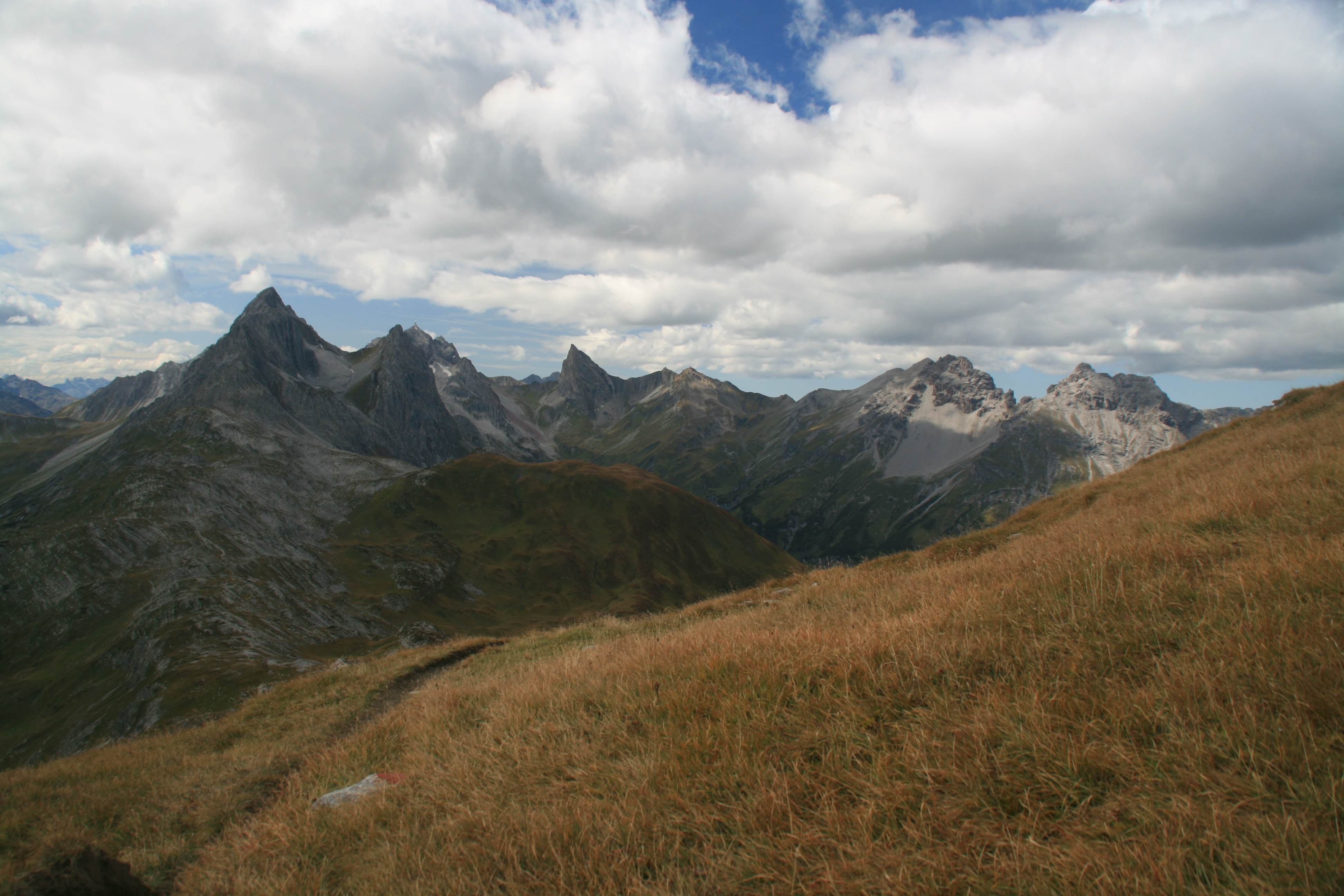 Weißschrofenspitze, Roggspitze, Kuglaspitze, Schmalzgrubenspitze
