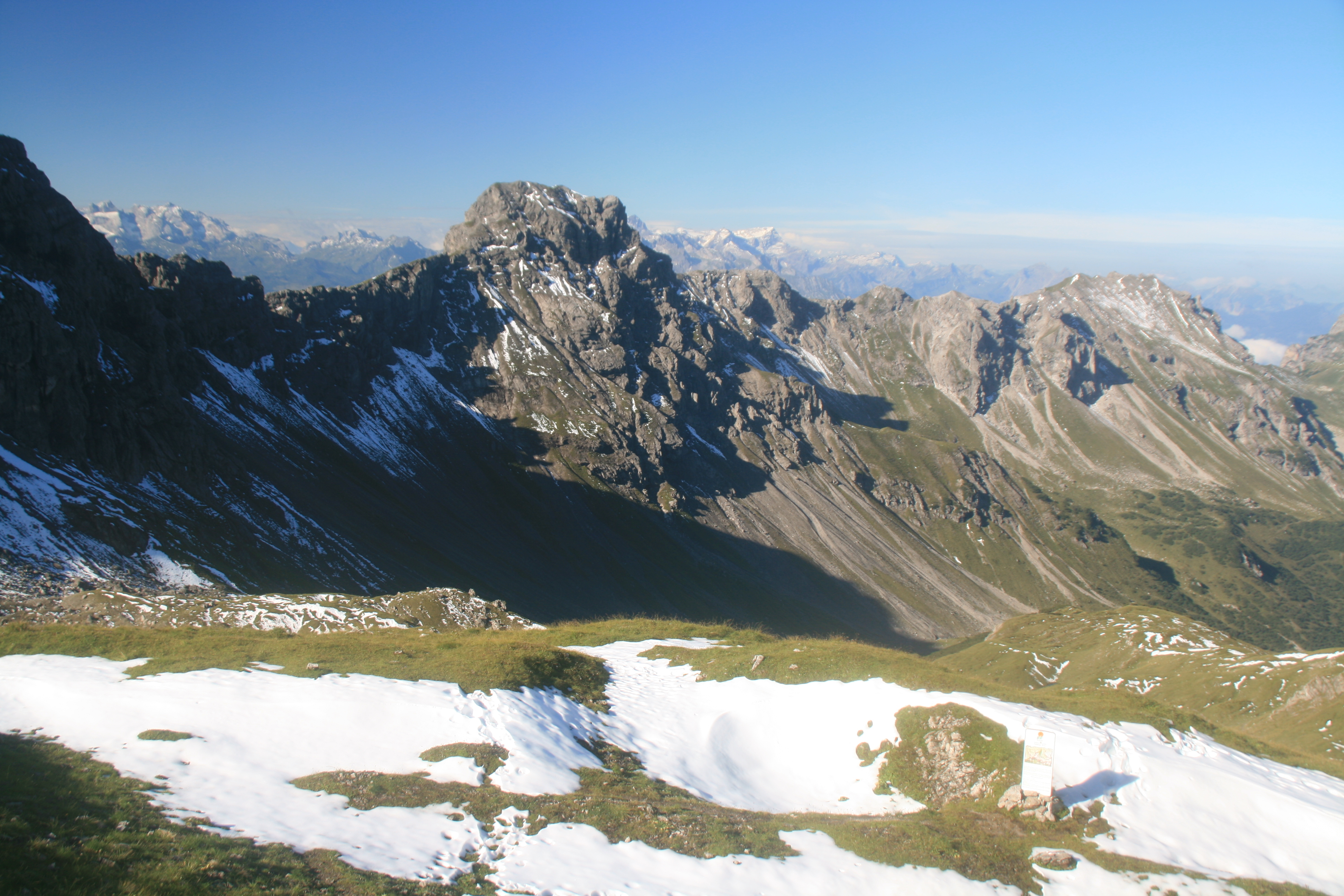 Blick von der Schwarzen Furka nach Südwesten