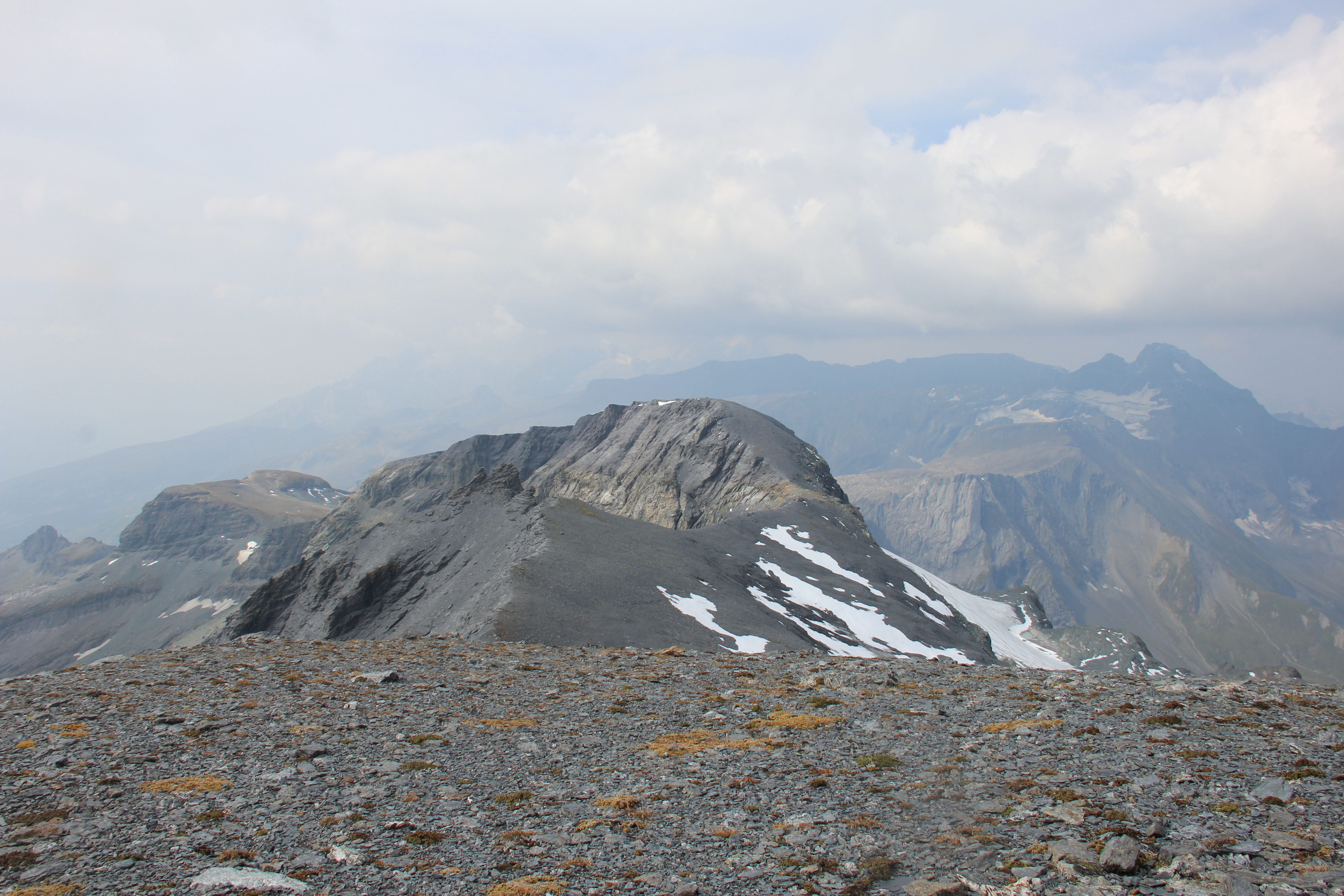 Blick vom Bündner Vorab nach Südwesten