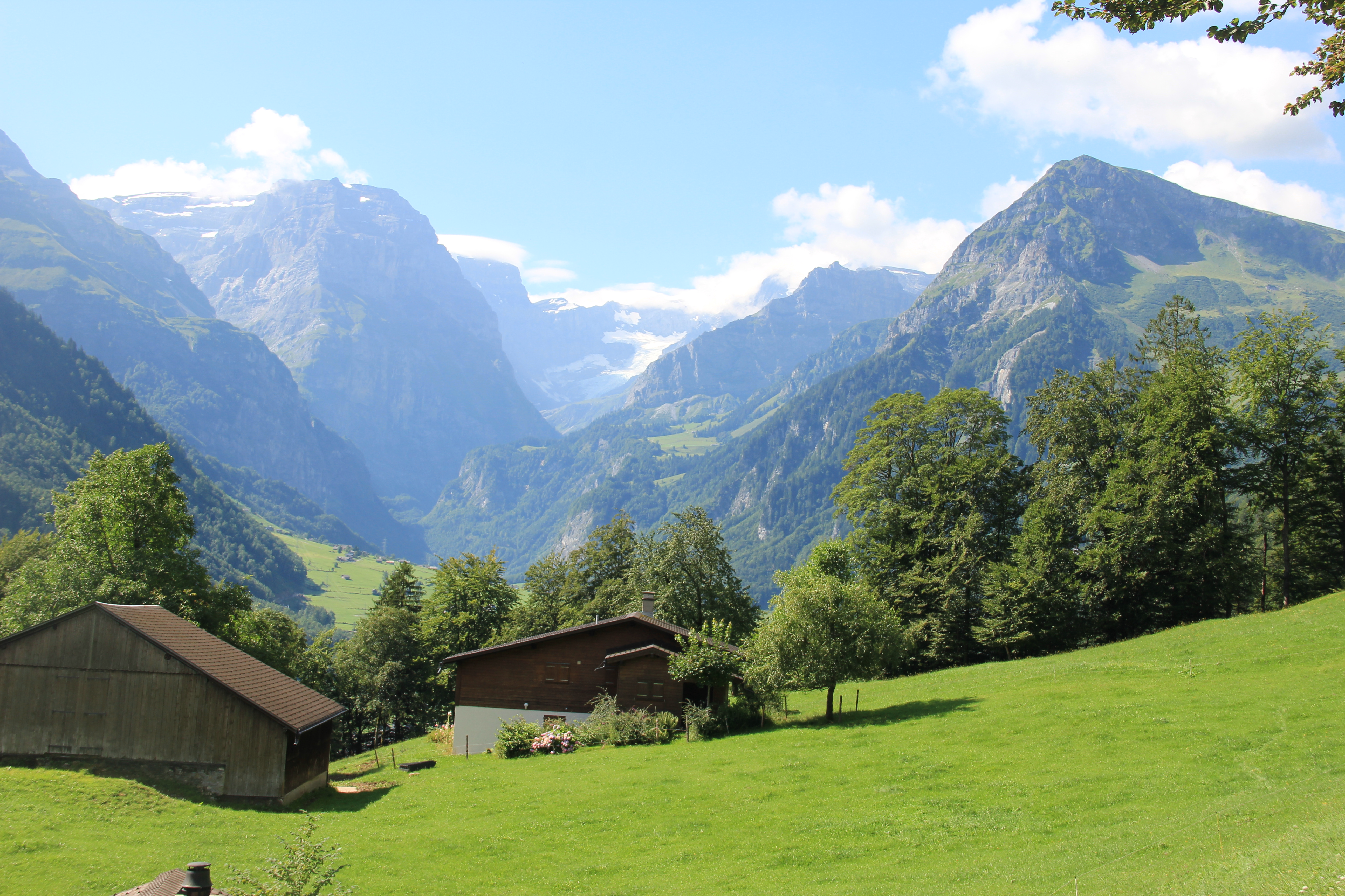 Oberhalb von Linthal, Blick nach Süden