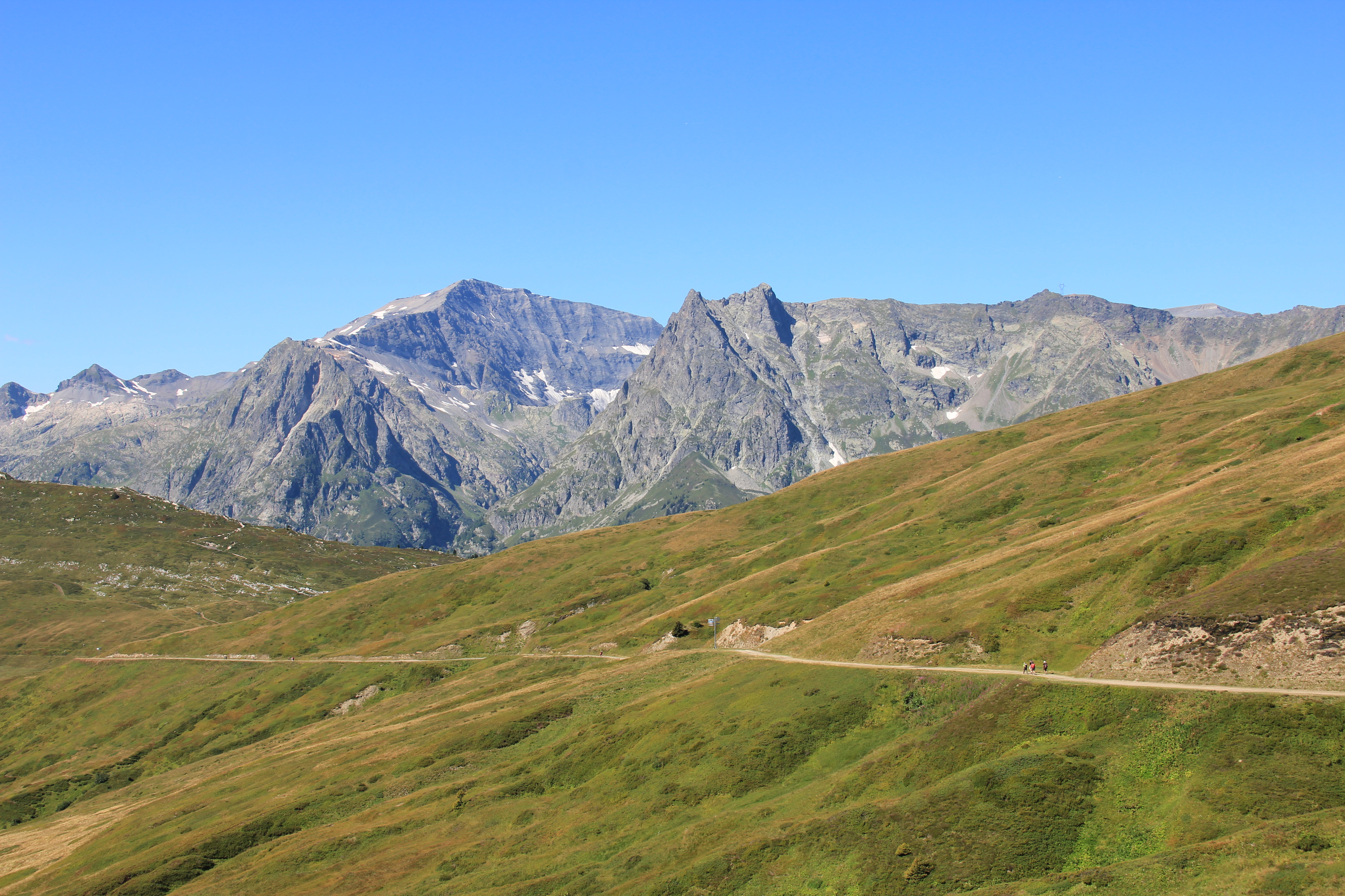Weg zum Col des Posettes, im Hintergrund Le Buet