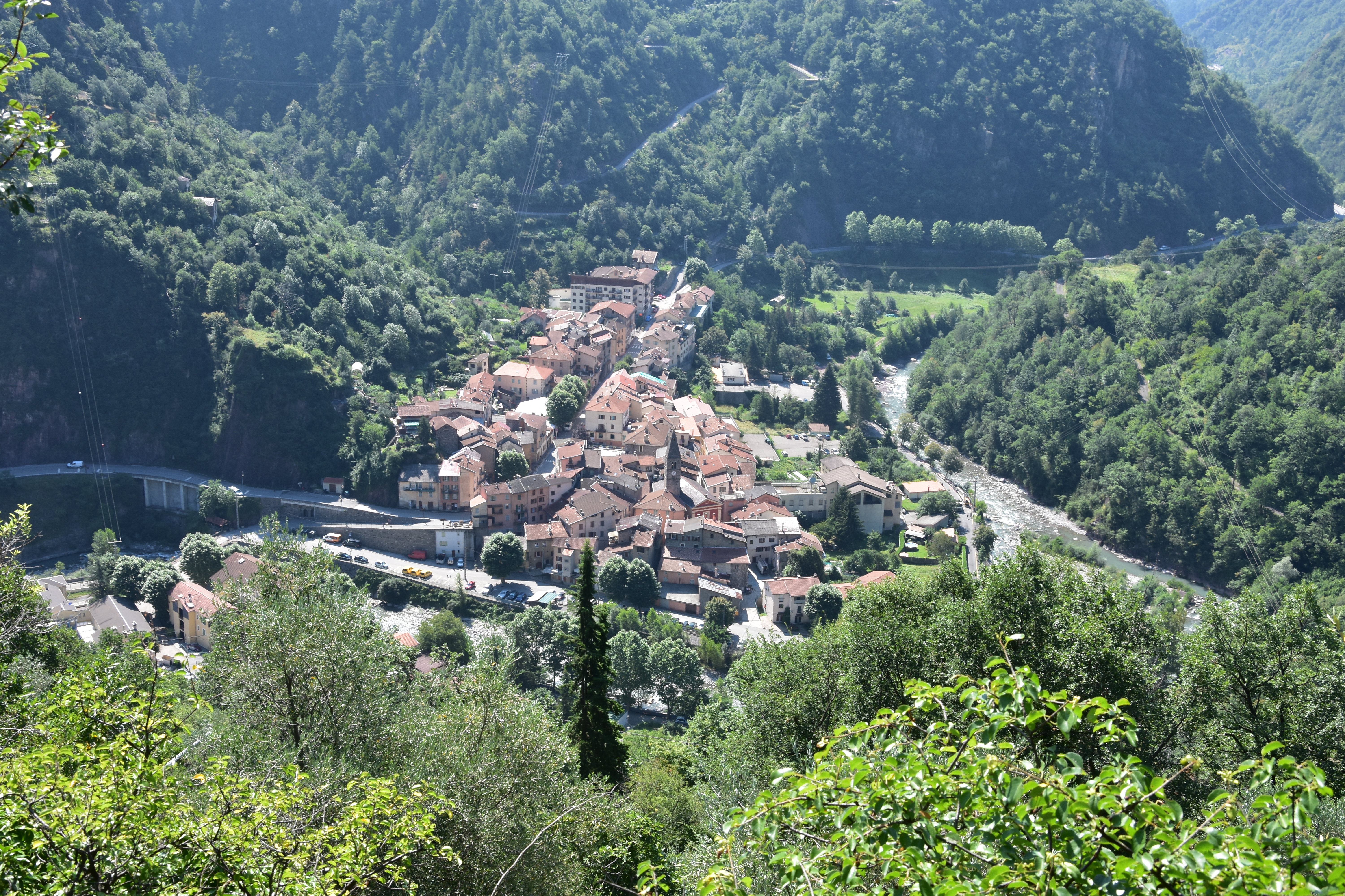 Saint Sauveur sur Tin&eacute;e